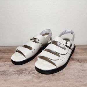 Propet Breeze Strappy Walker Sandals Comfort Leather Shoes Women's Size 7